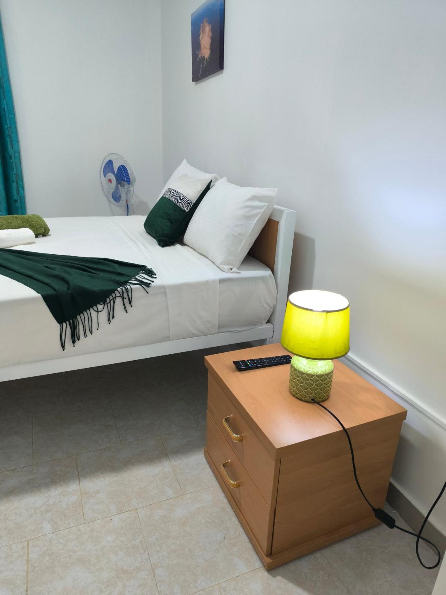 Plateau Bedroom & Chambre - Praia Center 1 Экстерьер фото