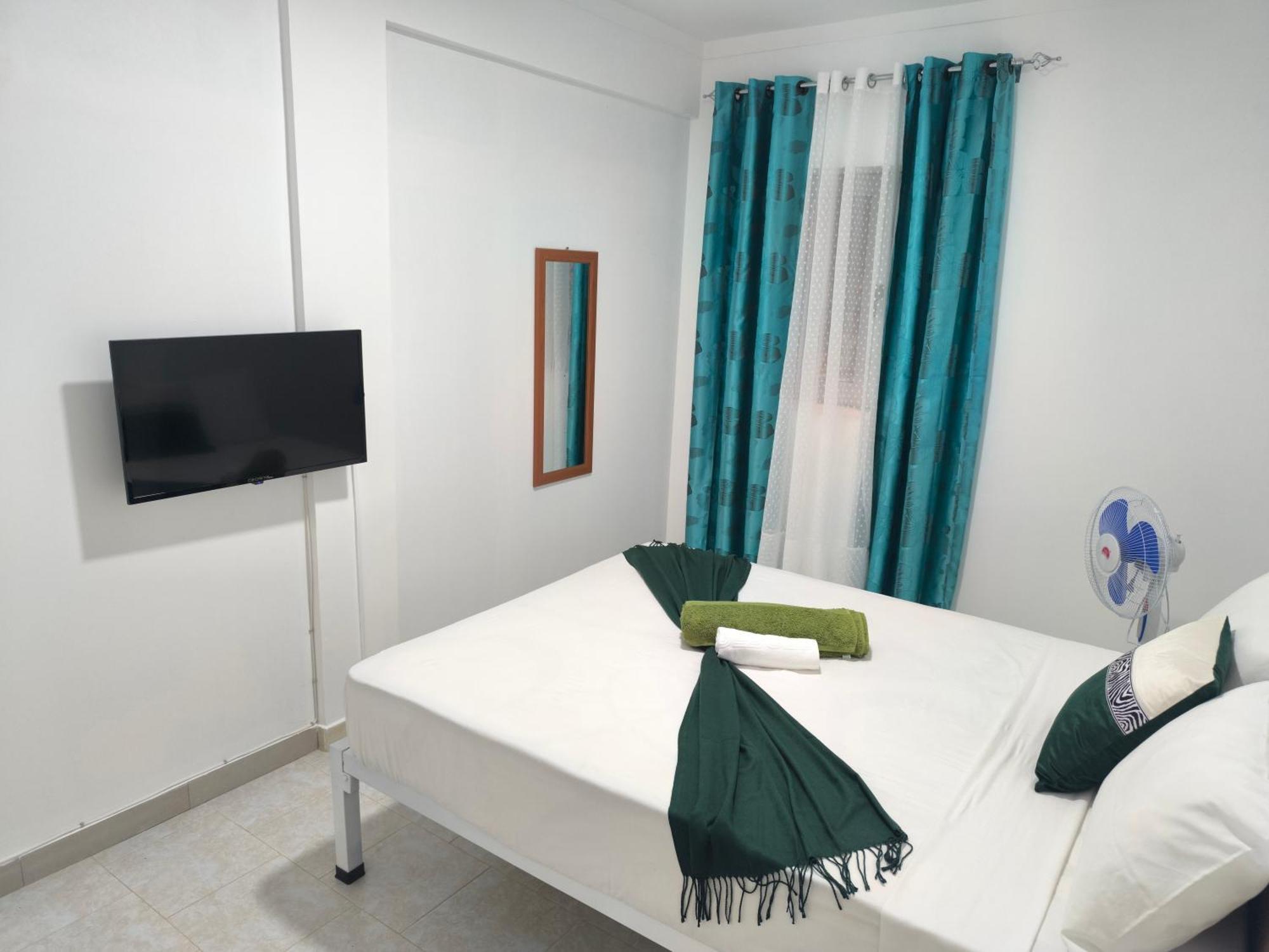 Plateau Bedroom & Chambre - Praia Center 1 Экстерьер фото