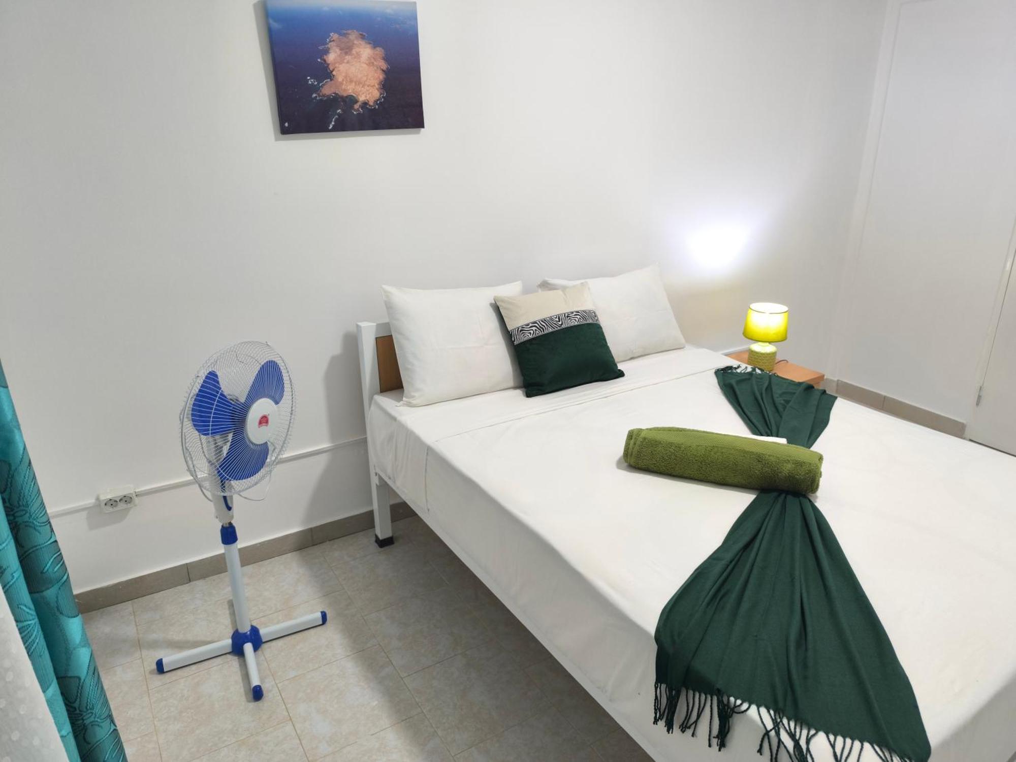 Plateau Bedroom & Chambre - Praia Center 1 Экстерьер фото