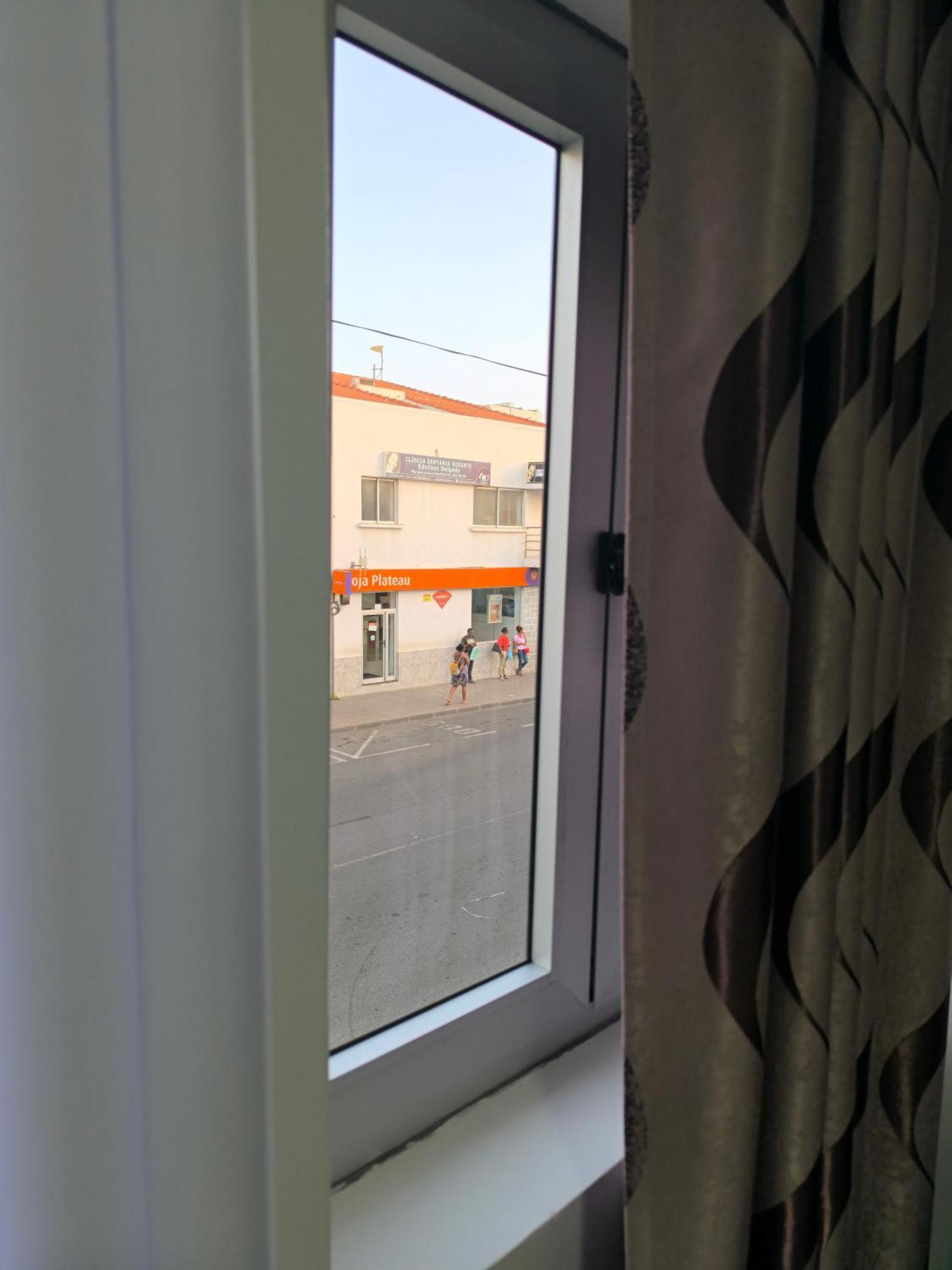 Plateau Bedroom & Chambre - Praia Center 1 Экстерьер фото