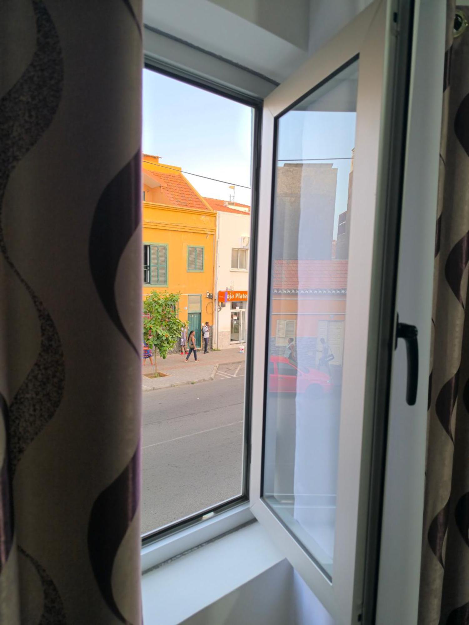Plateau Bedroom & Chambre - Praia Center 1 Экстерьер фото