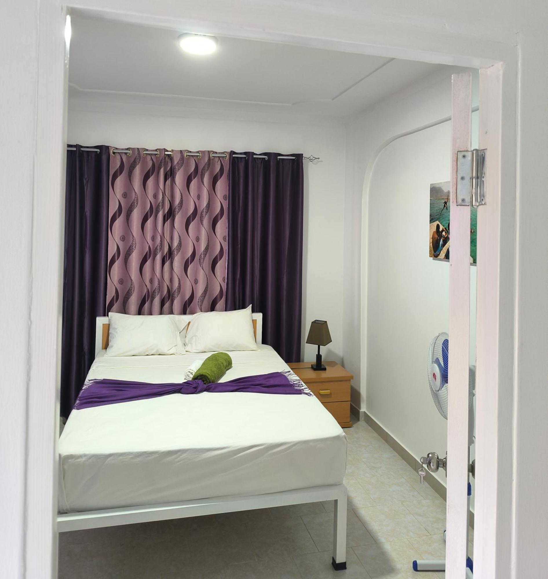 Plateau Bedroom & Chambre - Praia Center 1 Экстерьер фото